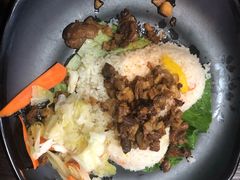 -陈老斯呼尔嗨吃烧烤(科巷店)