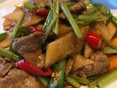 酸萝卜炒牛肉-日上三甘(三里屯店)