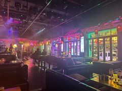 -喜鹊音乐酒馆(西街店)