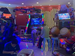 -汤姆熊欢乐世界(莘庄龙之梦店)