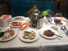 -领鲜活海鲜榴莲自助火锅(东门店)