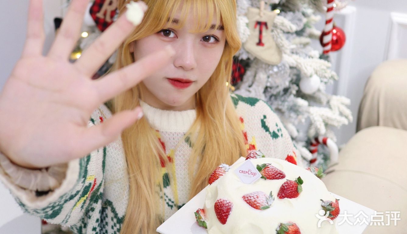 厦门生日蛋糕·总有人会带着🍓蛋糕来见你