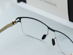 -目艮眼镜SHOWROOM(品牌集合店)