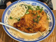 红烧大排饭-辣肉面大王(天平路店)