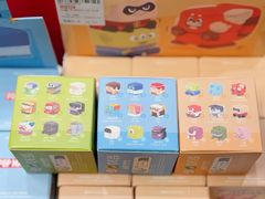 -泡泡玛特POPMART(蓝色港湾店)