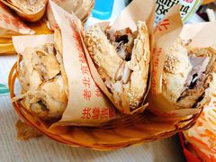 -洪峰浩老北京烧饼夹肉(角门路店)
