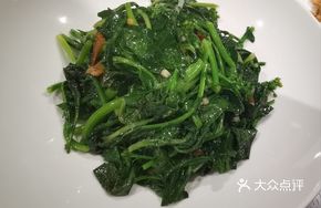 Fish Sauce Stir-Fried Isatis Root Sprouts