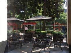 露天位-星巴克(杭州湖滨银泰E区店)