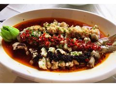 -巴陵全鱼席(湖南老字号汴河街店 )