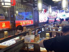 -川流不息·地道川菜·小龙虾(新松江路店)