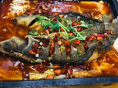 东镇给力烤鱼-老东镇啤酒屋海鲜加工·蒸汽海鲜·海鲜烧烤(台东店)