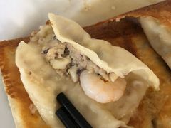 海三鲜锅贴-大眼锅贴水饺(河东店)