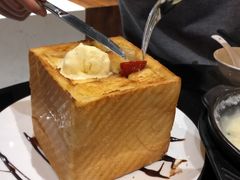 冰激凌厚多士-玉兰苑一等茶餐厅