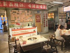 -红九格老火锅(三峡广场店)