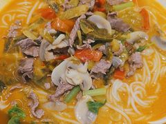 -粉小主·贵州酸汤牛肉粉(南京仙林金鹰店)