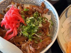 -新鲜特色餐厅(香格里拉大酒店)