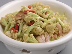 腊肉有机菜花-九锅一堂酸菜鱼(万达广场店)