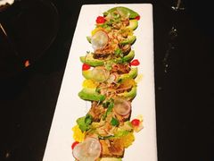 -The ROOF (通盈中心店)
