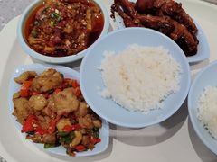 -荣华基·现炒快餐(肇嘉浜路店)