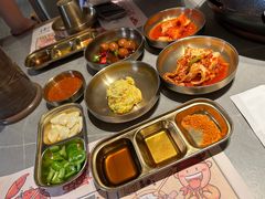 -草家酱蟹炭火烤肉店(珲春南路一店)