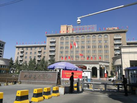 新疆昆仑宾馆八楼-"为了这张照片,跑了好远专门来到这里.就是.