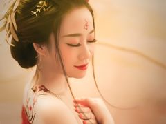 -九月鹰飞汉服摄影工作室