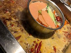 -二荆条·蜀鲜汇城市森林火锅