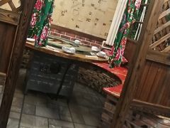 -人民公社铁锅炖·东北菜(卫国道店)