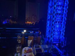 -简奥斯汀·赫本酒吧