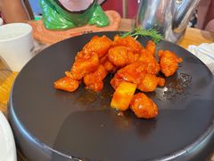 菠萝咕噜肉-吴越荣记苏州菜·松鼠桂鱼100%活鱼现做(斜塘老街店)