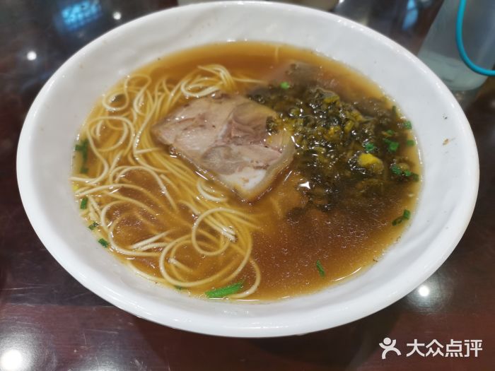 德兴馆(山西南路店)焖蹄两鲜面图片