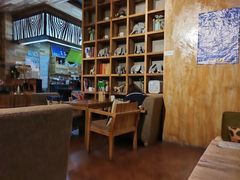 -雨舍咖啡(汉神购物广场咖啡街区店)
