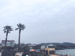 -梨大女人街