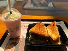 -The Habit Burger Grill 哈比特汉堡(复兴soho店)