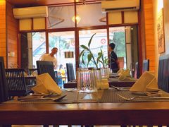 -Old House Restaurant