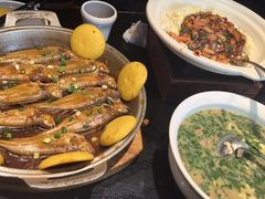 -五谷丰登农家院·地道胶东菜·海鲜烧烤(威海店)
