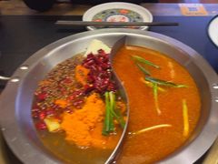 -沸炉重庆老火锅(军事博物馆店)