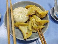 -天天锅贴王(迎凤街店)