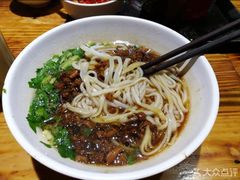 炸酱粉-肆姐面粉馆(坡子街店)