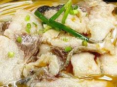 -鑫花溪牛肉米粉(凤凰街创始总店)
