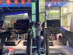 -派立斯游泳健身(狂野店)