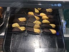 -上海哈尔滨食品厂(合生汇店)