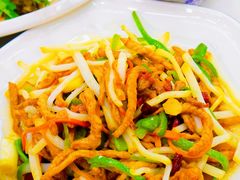 -丹水桥地锅鱼·翘嘴鲌·地方特色全鱼宴(丹江口大坝店)