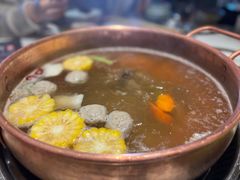 -牛村来人潮汕牛肉火锅(西单店)