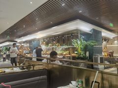 -金马门国际美食百汇(珞喻路店)