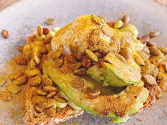 牛油果吐司-BOR Eatery(安福路店)