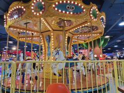 -咔叮卡丁·儿童室内赛车馆