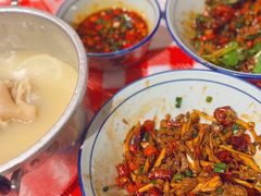-荆九爷爆炒桥头三嫩(夫子庙店)