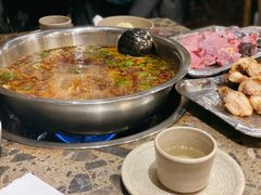 -肖肖酸萝卜鱼火锅(总店)