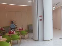 -海底捞火锅(振华广场生日主题店)